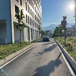 Jona Lovely 2 Bedroom 2 Bathroom Ap Free Parking