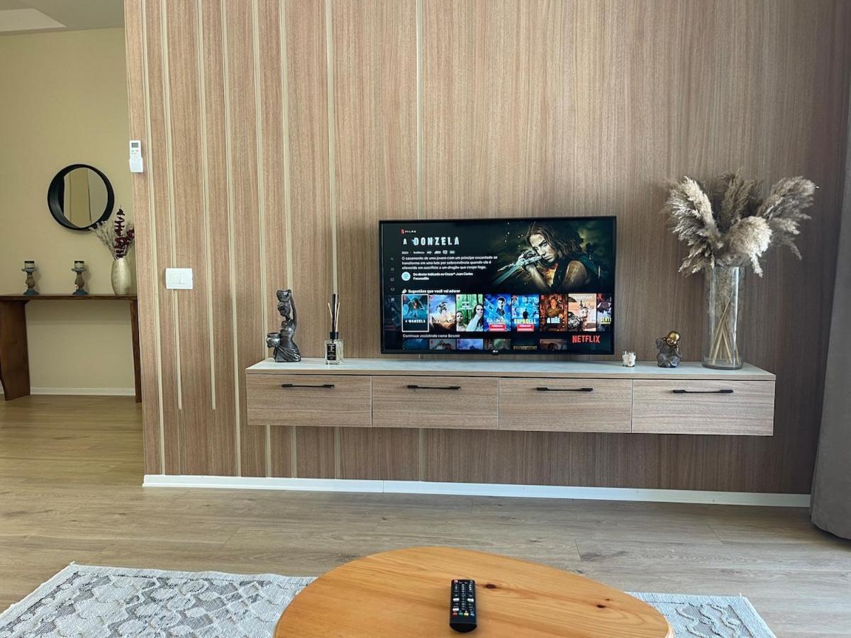 Jona Lovely 2 Bedroom 2 Bathroom Ap Free Parking *