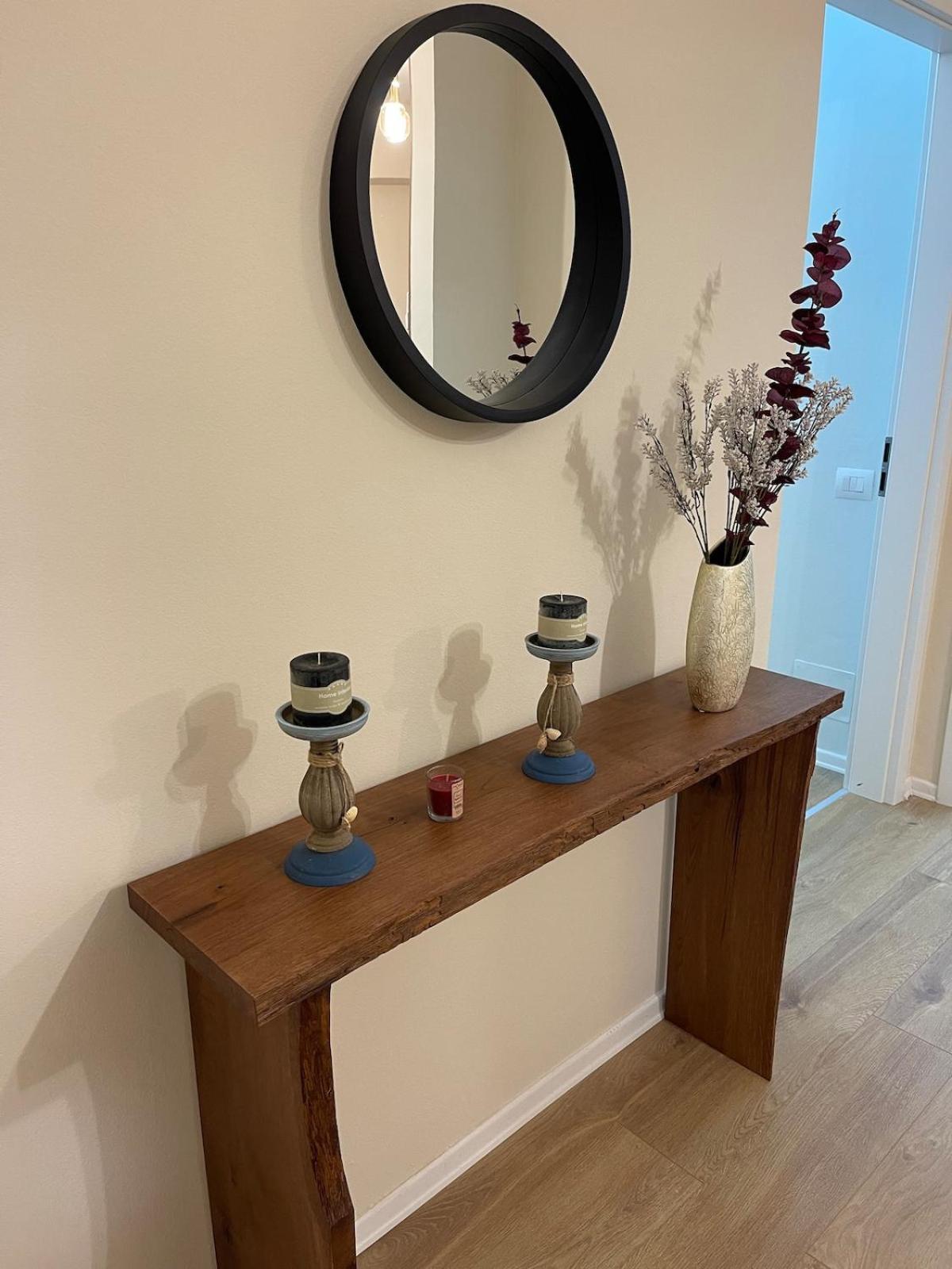 Jona Lovely 2 Bedroom 2 Bathroom Ap Free Parking Tirana