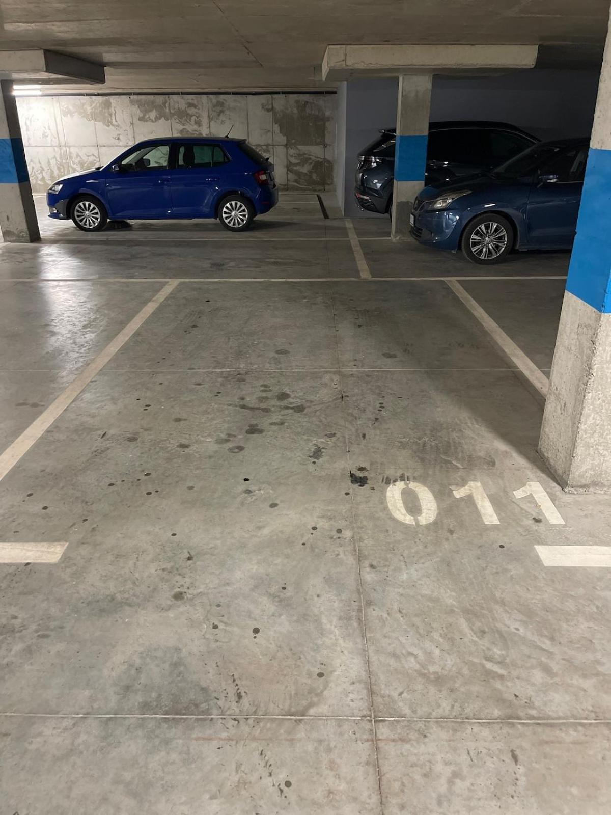 Jona Lovely 2 Bedroom 2 Bathroom Ap Free Parking Tirana
